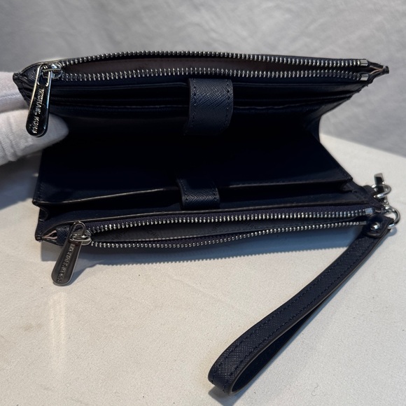 Michael Kors Blue and White Floral Wristlet - Picture 8 of 15